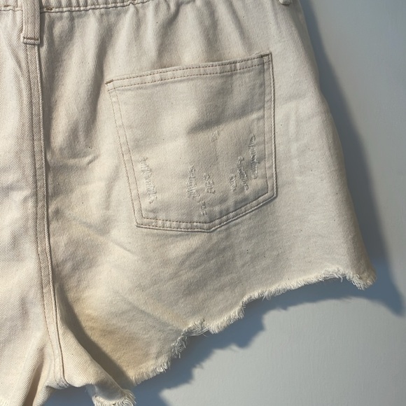 NWOT Aerie white distressed shorts - Picture 7 of 8